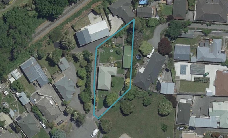 35 Canberra Place, Redwood, Christchurch - Carousel 1
