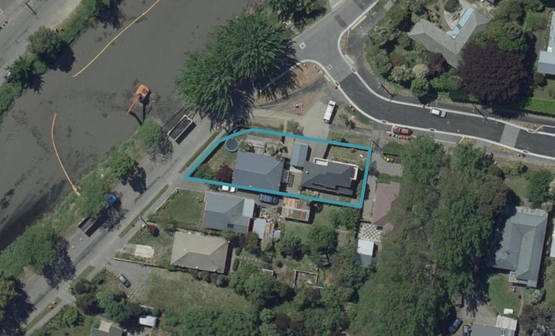 2/4 Sheldon Street, Woolston, Christchurch - Carousel 1