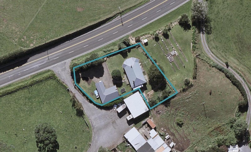 1402/1398 Devon Road, Brixton, Waitara - Carousel 1