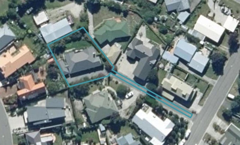 13 Bracken Street, Arrowtown, Arrowtown - Carousel 1
