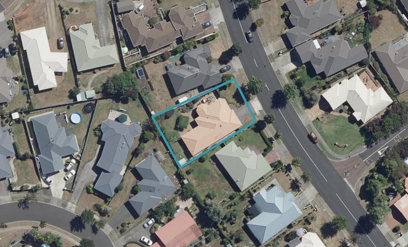 56 Bartholomew Drive, Nawton, Hamilton - Carousel 1