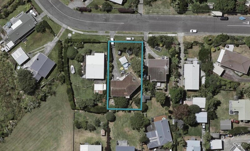 44 Waimea Road, Waikanae Beach, Waikanae - Carousel 1
