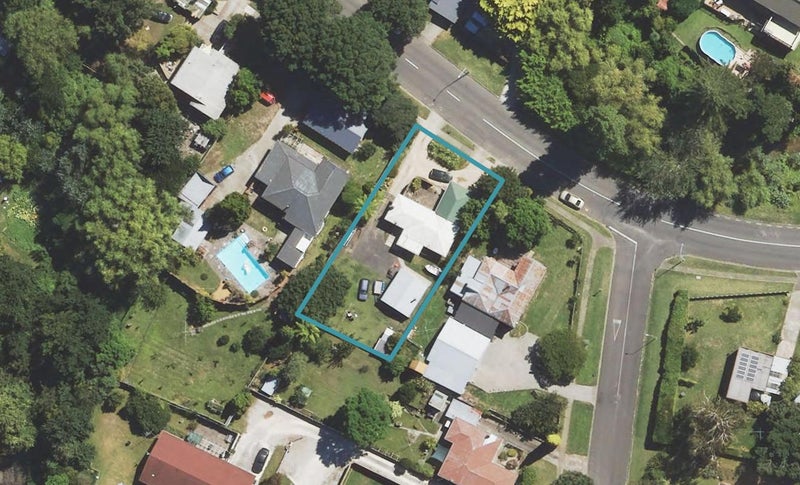 212 Stout Street, Mangapapa, Gisborne - Carousel 1