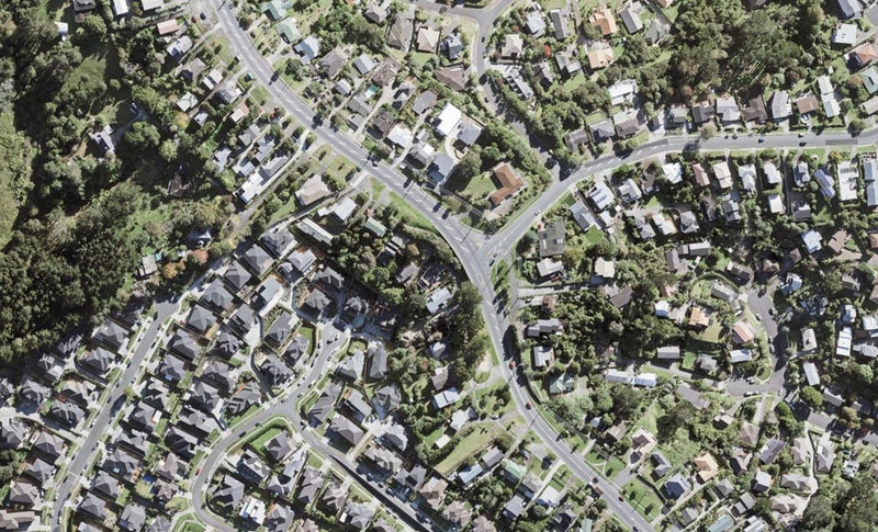 996 East Coast Road, Northcross, Auckland - Carousel 1