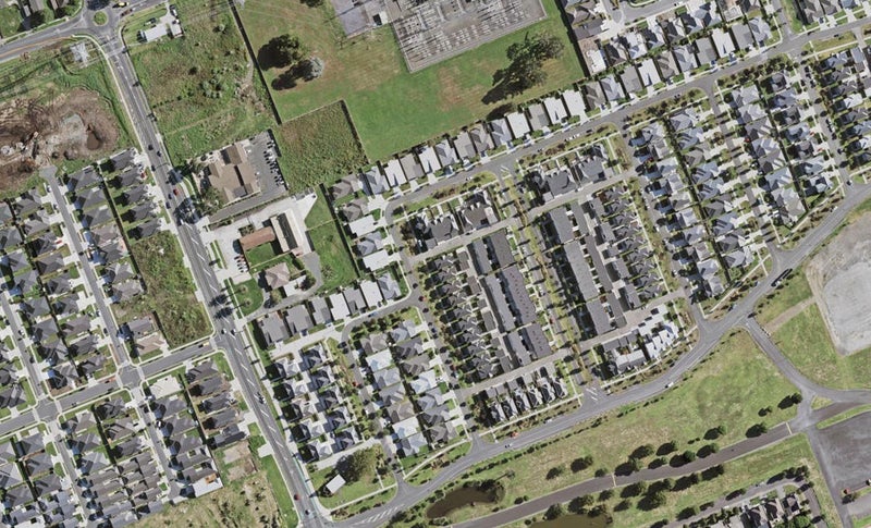 21 Popokatea Drive, Takanini, Auckland - Carousel 1