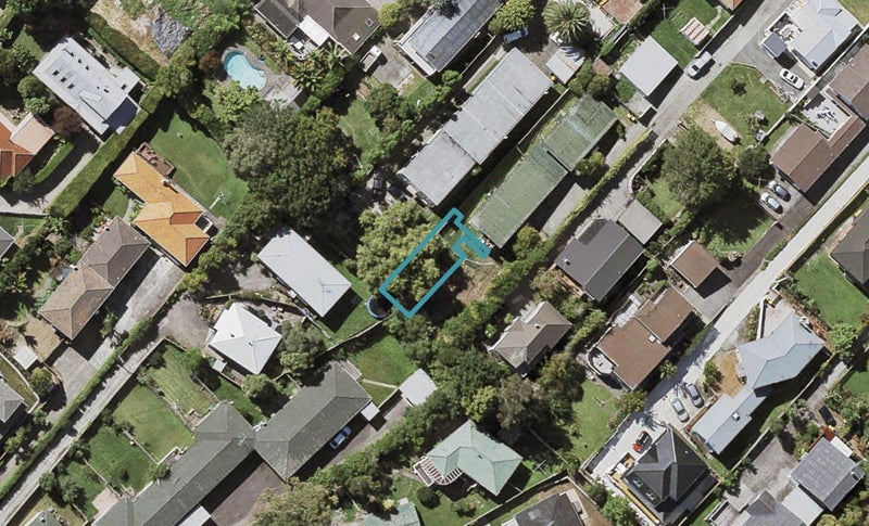 6/14 Dallinghoe Crescent, Milford, Auckland - Carousel 1