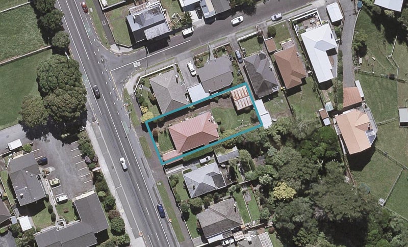 189 Coronation Avenue, Welbourn, New Plymouth - Carousel 1