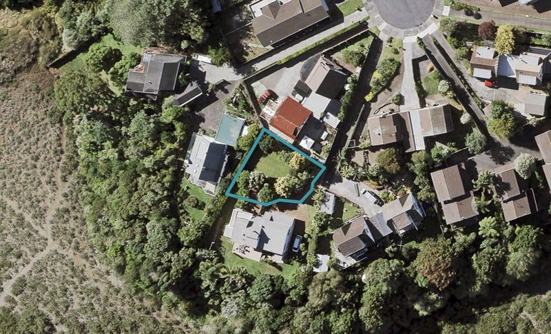 29A Curacao Place, Half Moon Bay, Auckland - Carousel 1