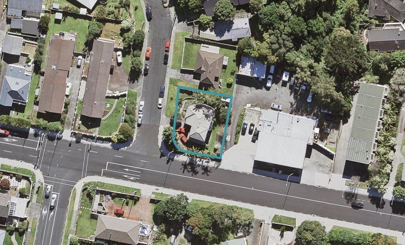 1B Glenwood Avenue, Birkenhead, Auckland - Carousel 1