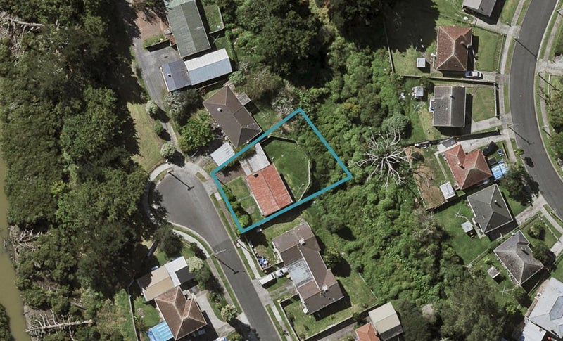 13 Perth Street, Otara, Auckland - Carousel 1