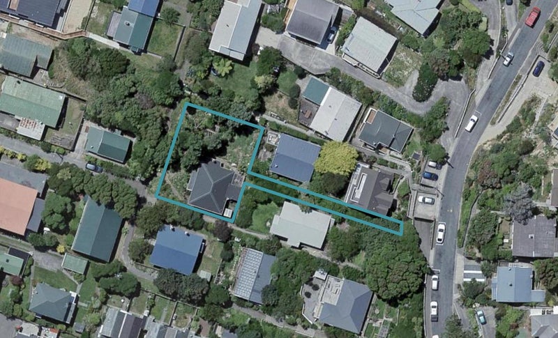 8 Totara Terrace, Miramar, Wellington - Carousel 1