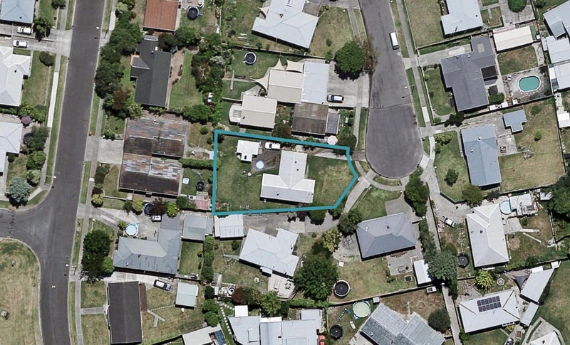 14 Winchester Place, Tamatea, Napier - Carousel 1