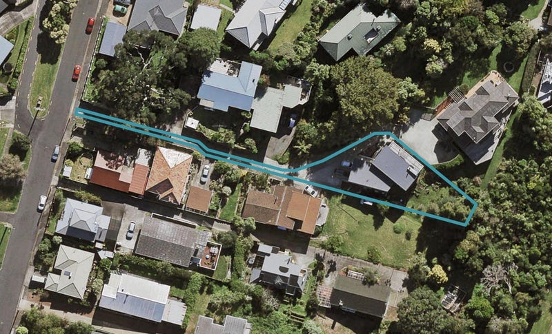28C Howard Road, Northcote, Auckland - Carousel 1