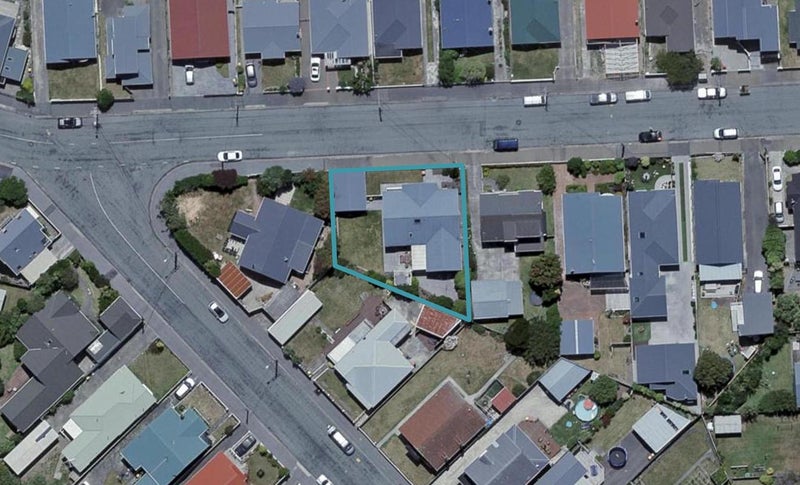 4 Strathavon Road, Miramar, Wellington - Carousel 1