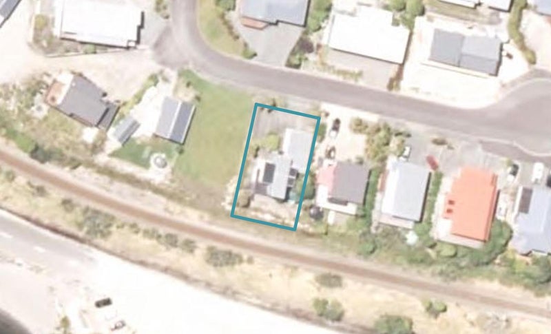 16 Ranui Place, Moana, Moana - Carousel 1