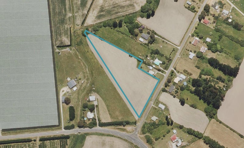 13 Waihirere Domain Road, Waihīrere, Gisborne - Carousel 1