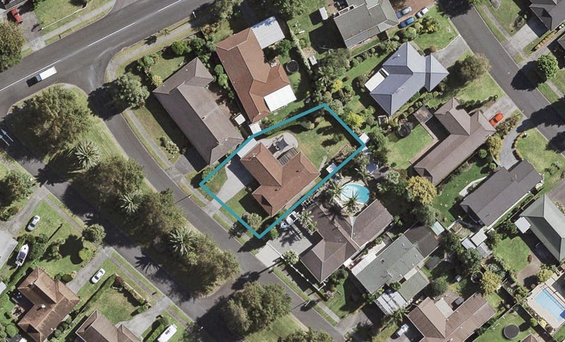 4 Brockton Avenue, Conifer Grove, Takanini - Carousel 1