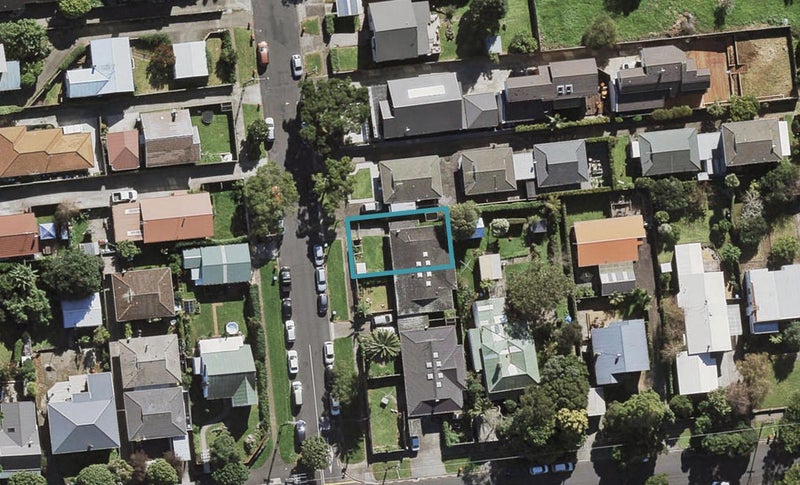 1/162 Arthur Street, Onehunga, Auckland - Carousel 1