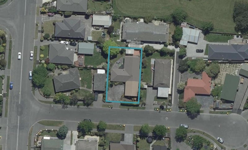 3 Kruse Place, Redwood, Christchurch - Carousel 1