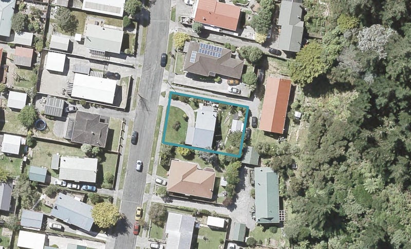 44 Trelawney Road, Wainuiomata, Lower Hutt - Carousel 1