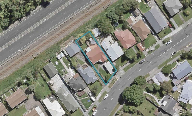 49 Pharazyn Street, Melling, Lower Hutt - Carousel 1