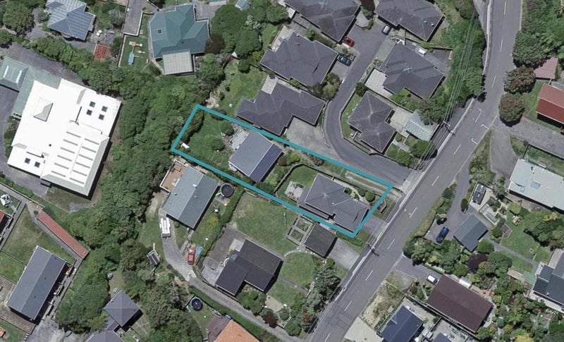 11A Glanmire Road, Newlands, Wellington - Carousel 1