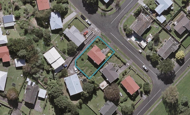 58 Tavistock Street, Westown, New Plymouth - Carousel 1