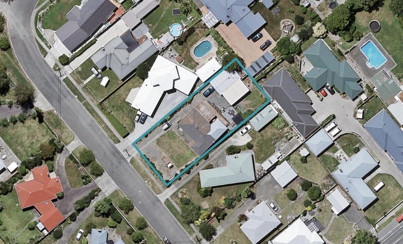 1107 Oliphant Road, Camberley, Hastings - Carousel 1