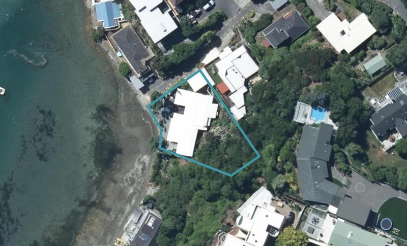 13 Trevor Terrace, Paremata, Porirua - Carousel 1