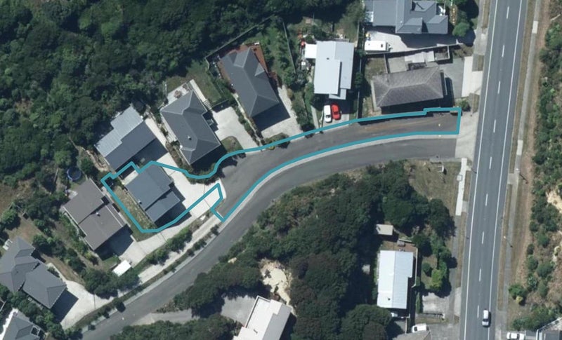 10 Abbey Way, Whitby, Porirua - Carousel 1