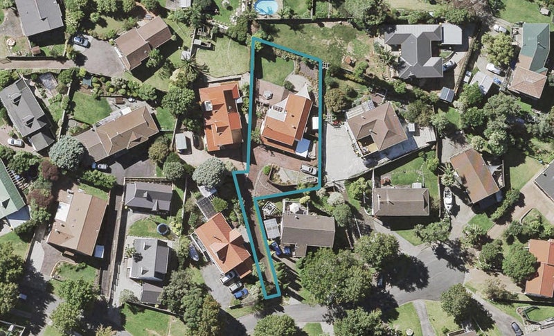 29 ORINDA CLose, Botany Downs, Auckland - Carousel 1