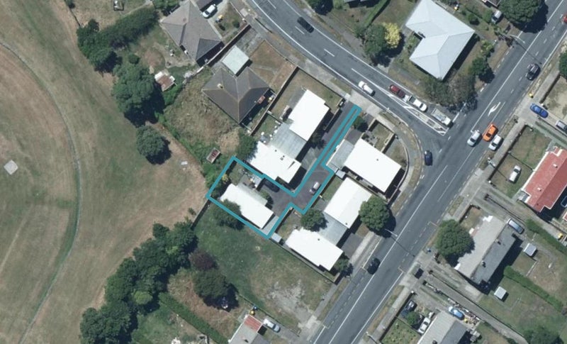 1A Castor Crescent, Cannons Creek, Porirua - Carousel 1