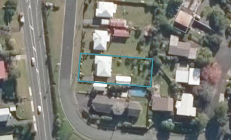 1/4 Alamein Avenue, Onerahi, Whangarei - Carousel 1