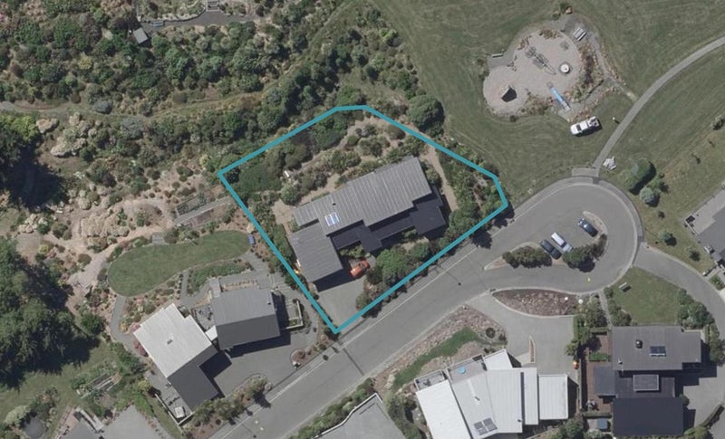9 Quarry Hill Terrace, Kennedys Bush, Christchurch - Carousel 1