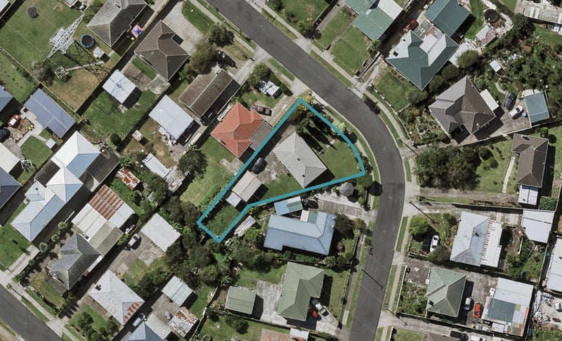 51 Fisher Crescent, Ōtara, Auckland - Carousel 1
