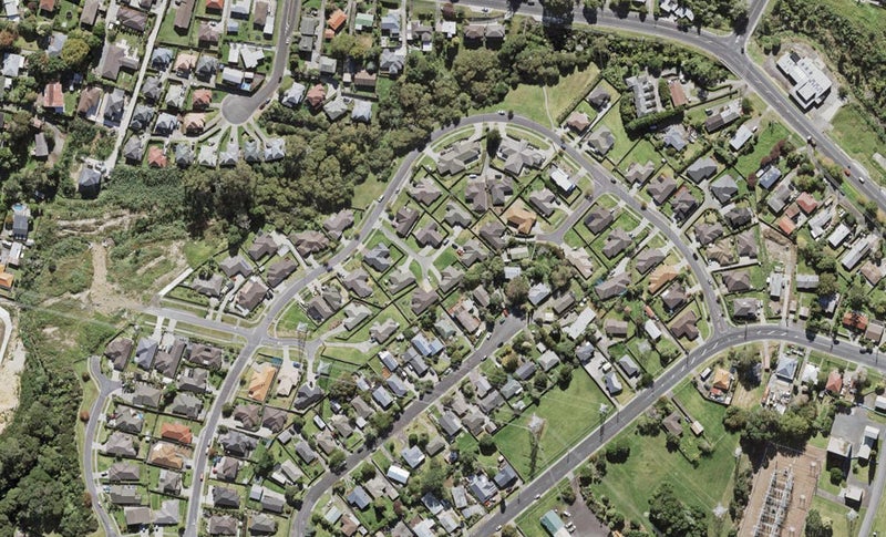 38 Cartmel Avenue, Massey, Auckland - Carousel 1