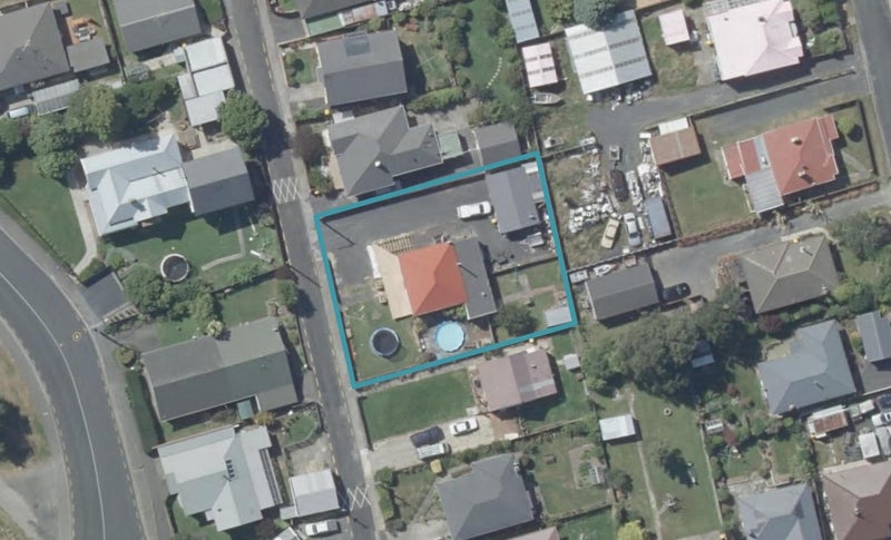 5 Alexander Street, Abbotsford, Dunedin - Carousel 1