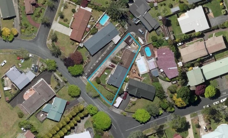 1/2 Ranfurly Place, Kamo, Whangarei - Carousel 1