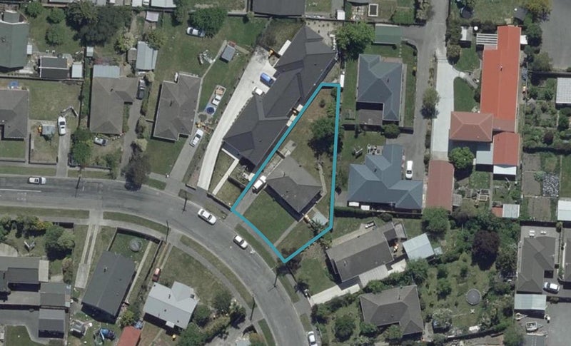 54 Lambeth Crescent, Redwood, Christchurch - Carousel 1