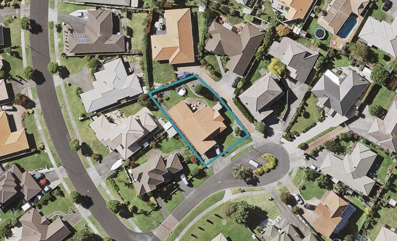 6 Shannon Place, Northpark, Auckland - Carousel 1