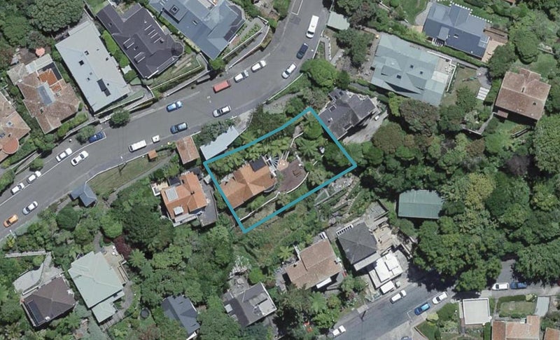 17 Mariri Road, Kelburn, Wellington - Carousel 1