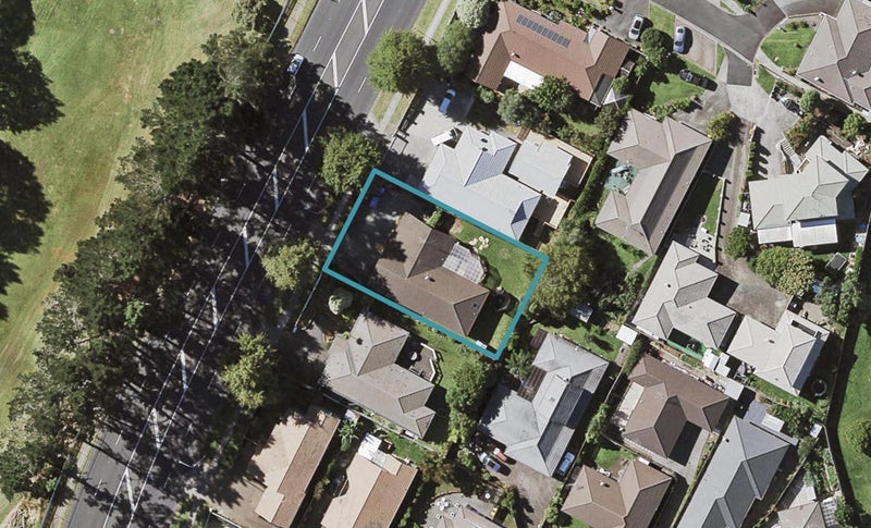 234 Botany Road, Golflands, Auckland - Carousel 1