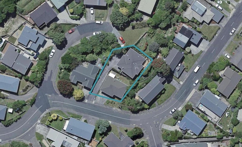 2/96 Amapur Drive, Ngaio, Wellington - Carousel 1