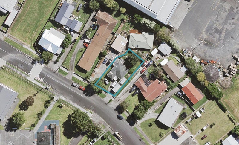 27A Garelja Road, Henderson, Auckland - Carousel 1