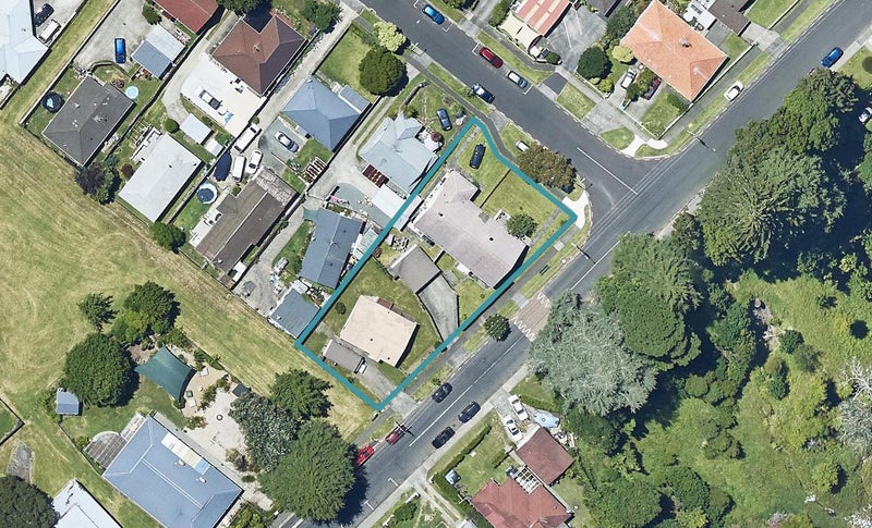 17C Botanical Road, Tauranga South, Tauranga - Carousel 1