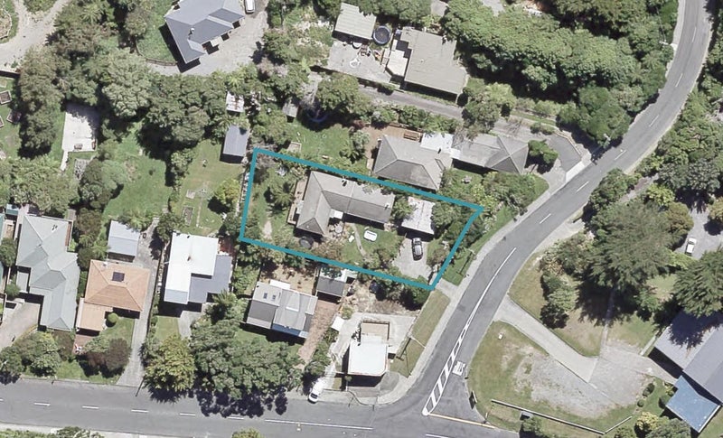 3 Stratton Street, Normandale, Lower Hutt - Carousel 1