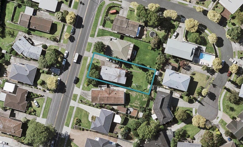 70 Gossamer Drive, Pakuranga Heights, Auckland - Carousel 1
