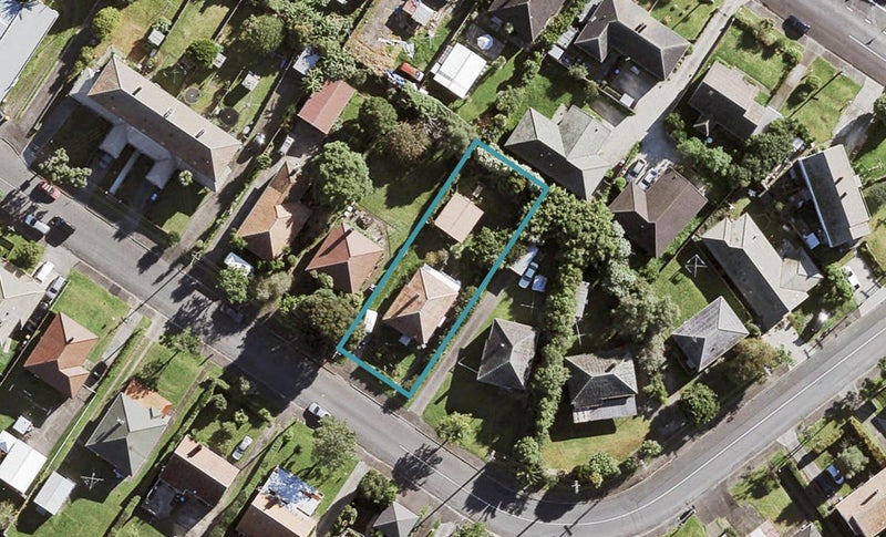 11 Daventry Street, Waterview, Auckland - Carousel 1