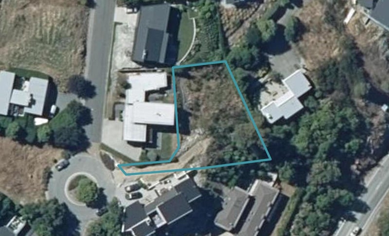 11 Whitbourn Place, Fernhill, Queenstown - Carousel 1