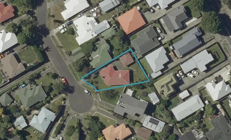 11 Burfield Place, Awapuni, Palmerston North - Carousel 1